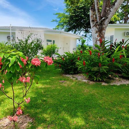 Adeluna Luxury Villas モンテスマ エクステリア 写真