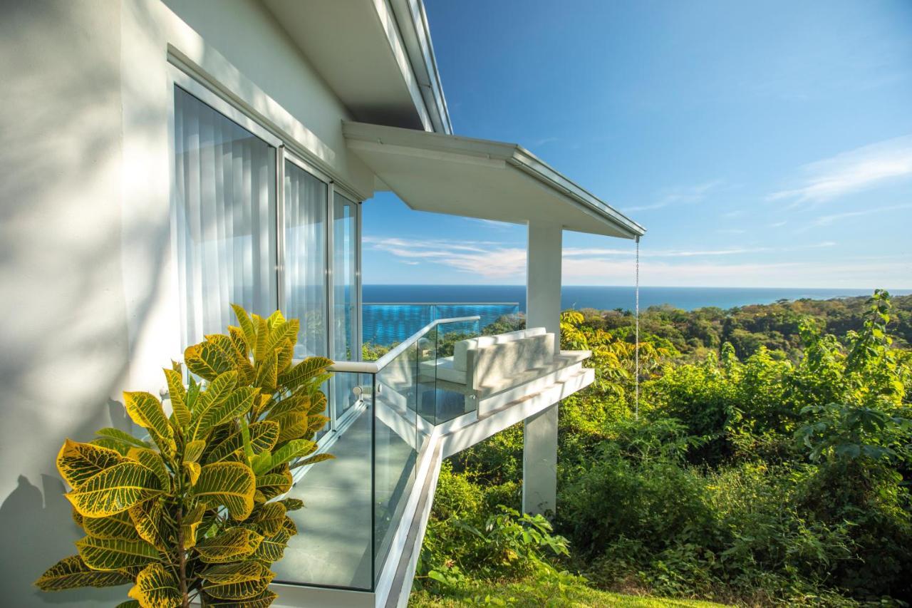 Adeluna Luxury Villas モンテスマ エクステリア 写真