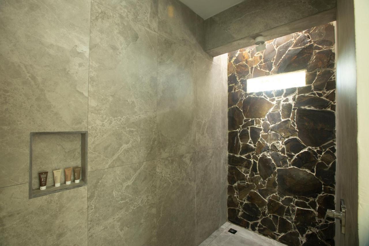 Adeluna Luxury Villas モンテスマ エクステリア 写真