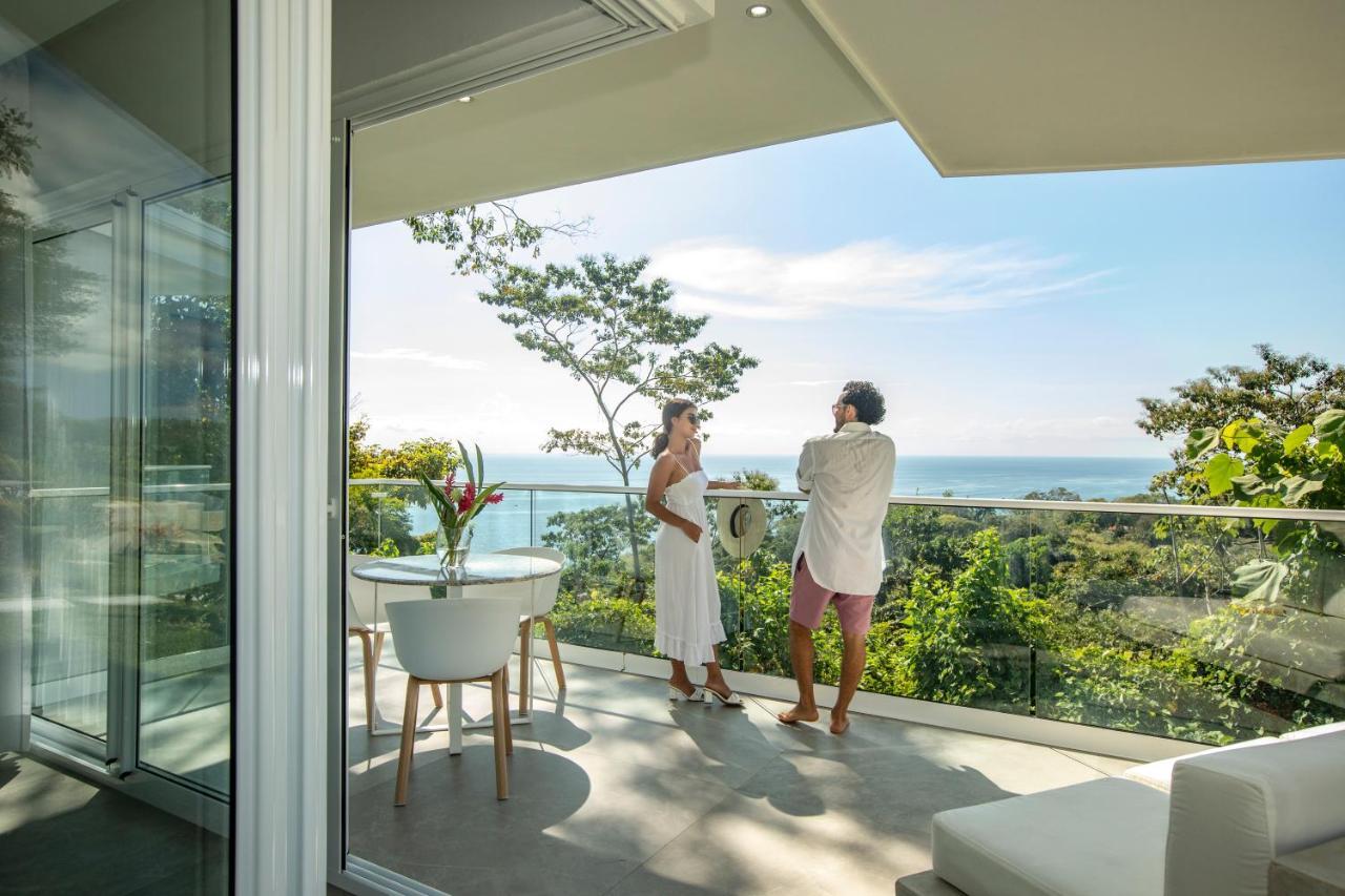 Adeluna Luxury Villas モンテスマ エクステリア 写真
