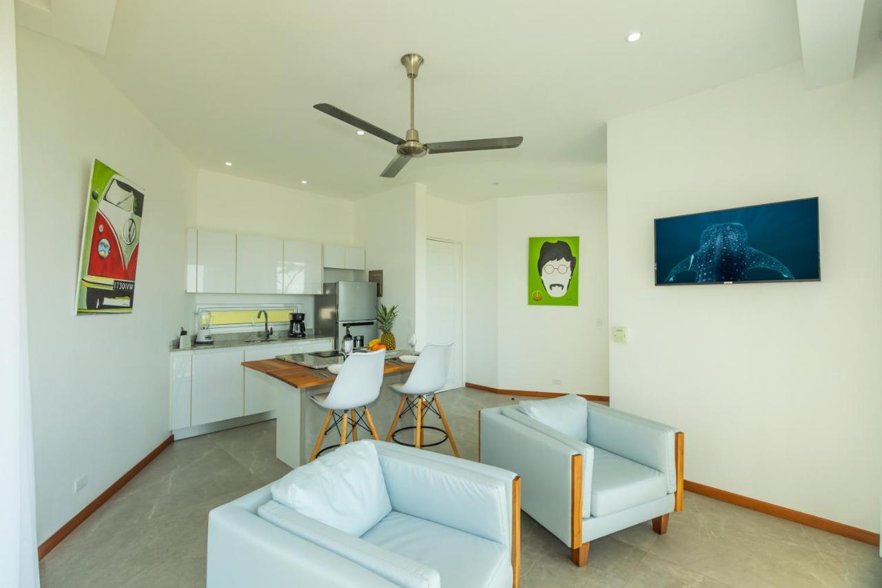 Adeluna Luxury Villas モンテスマ エクステリア 写真
