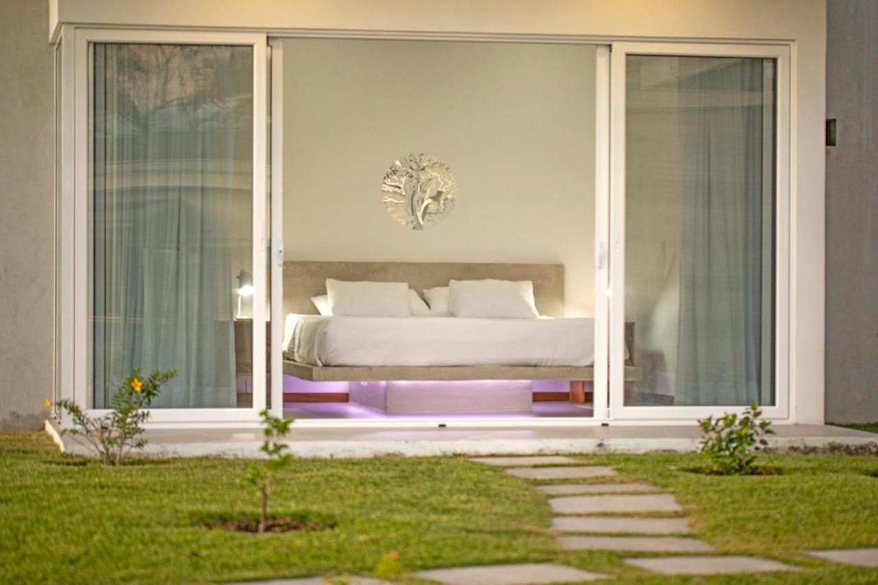 Adeluna Luxury Villas モンテスマ エクステリア 写真